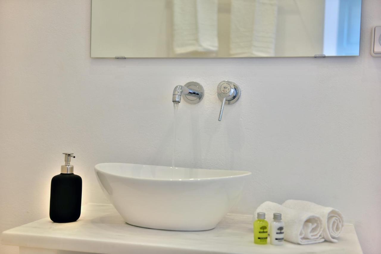 Hydra Art Suites Eksteriør billede